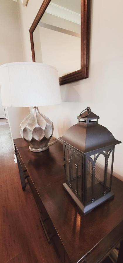 Spacious Deluxe House For You, Your Family And Friends Charlotte Luaran gambar